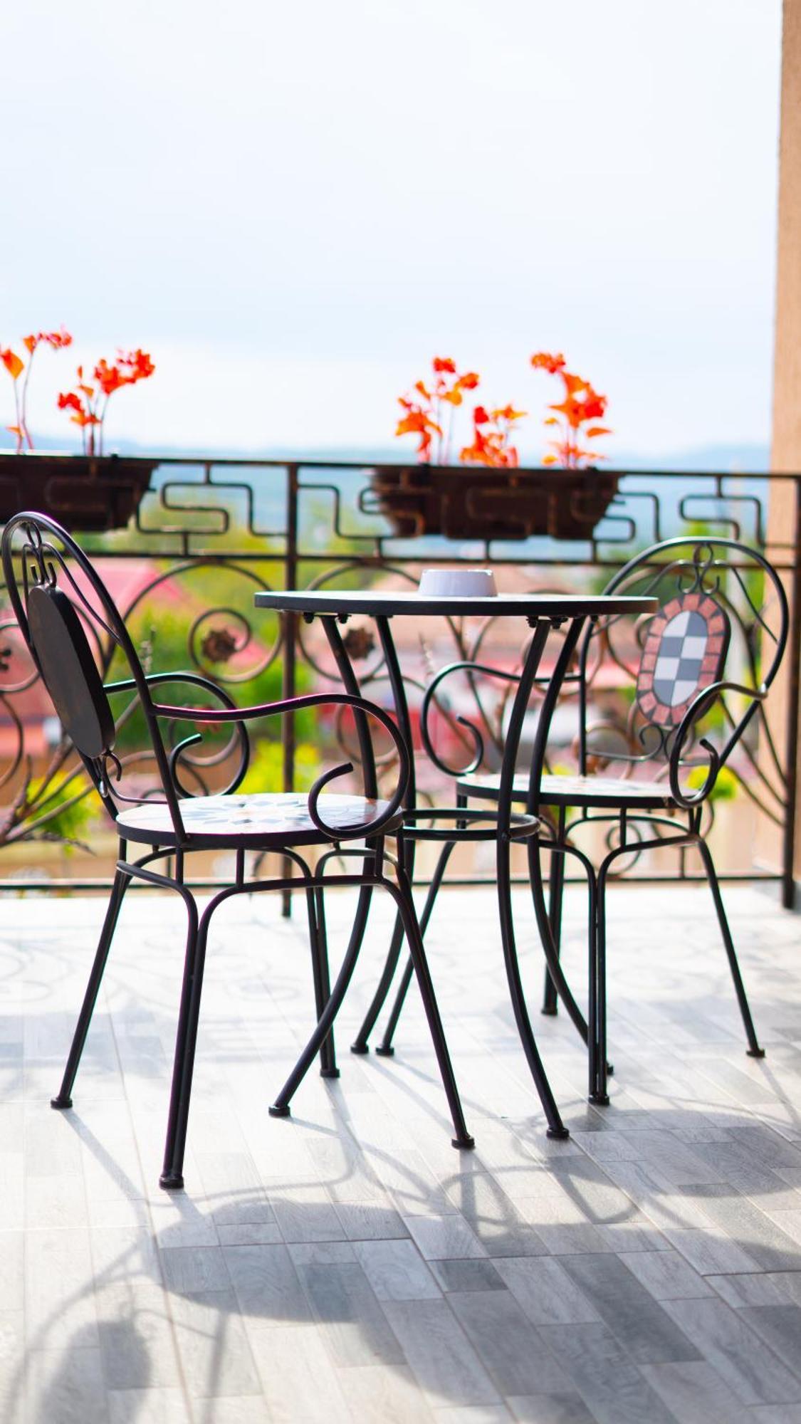 Bed and Breakfast Casa Erk Кэлимэнешти Экстерьер фото